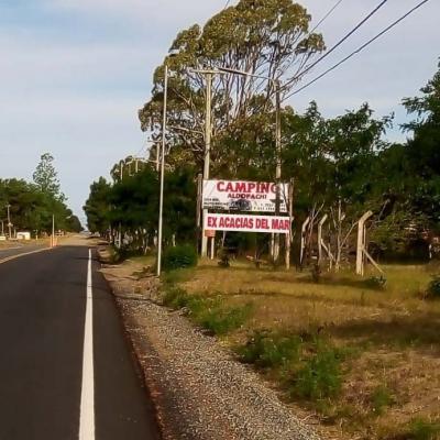 Entrada Camping Las Acacias